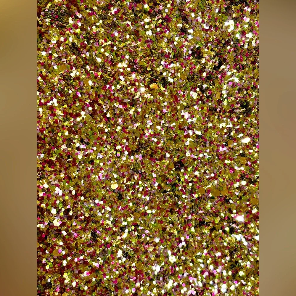 NWOT Pink and Gold Glittered Wristlet